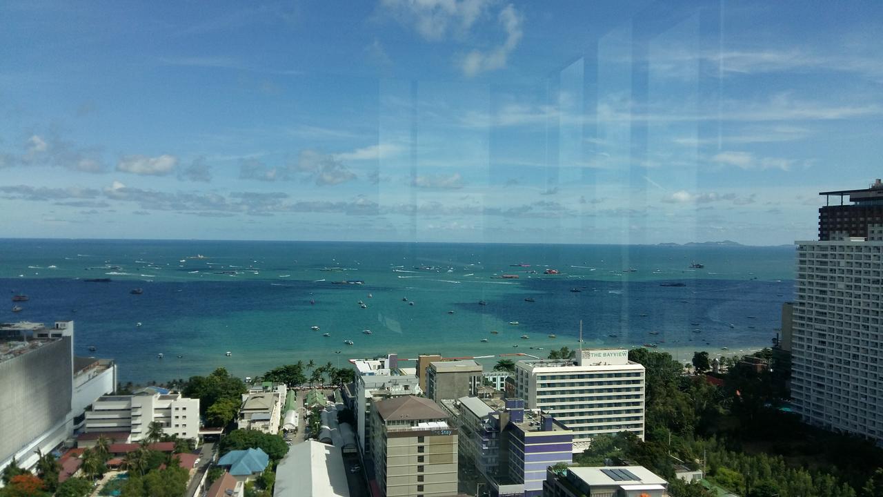 The Base Central Pattaya By Nkl Exterior foto