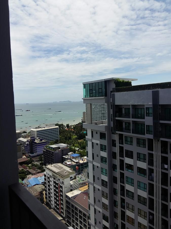 The Base Central Pattaya By Nkl Exterior foto