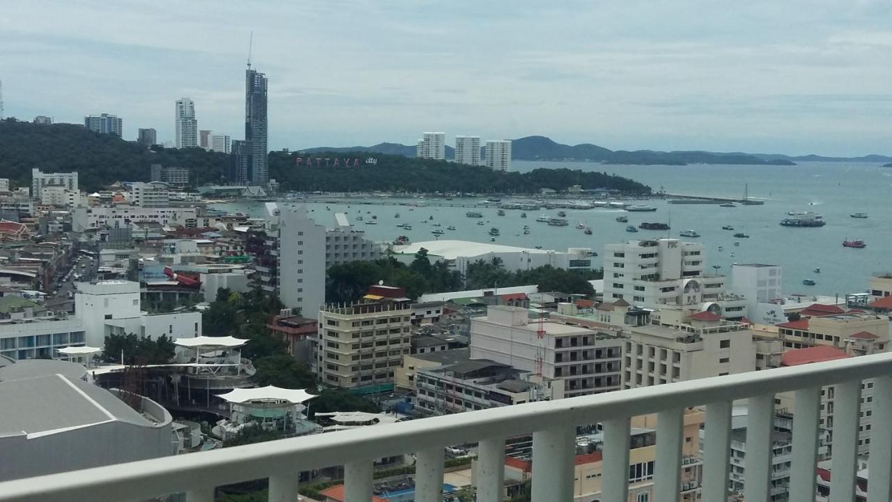 The Base Central Pattaya By Nkl Exterior foto